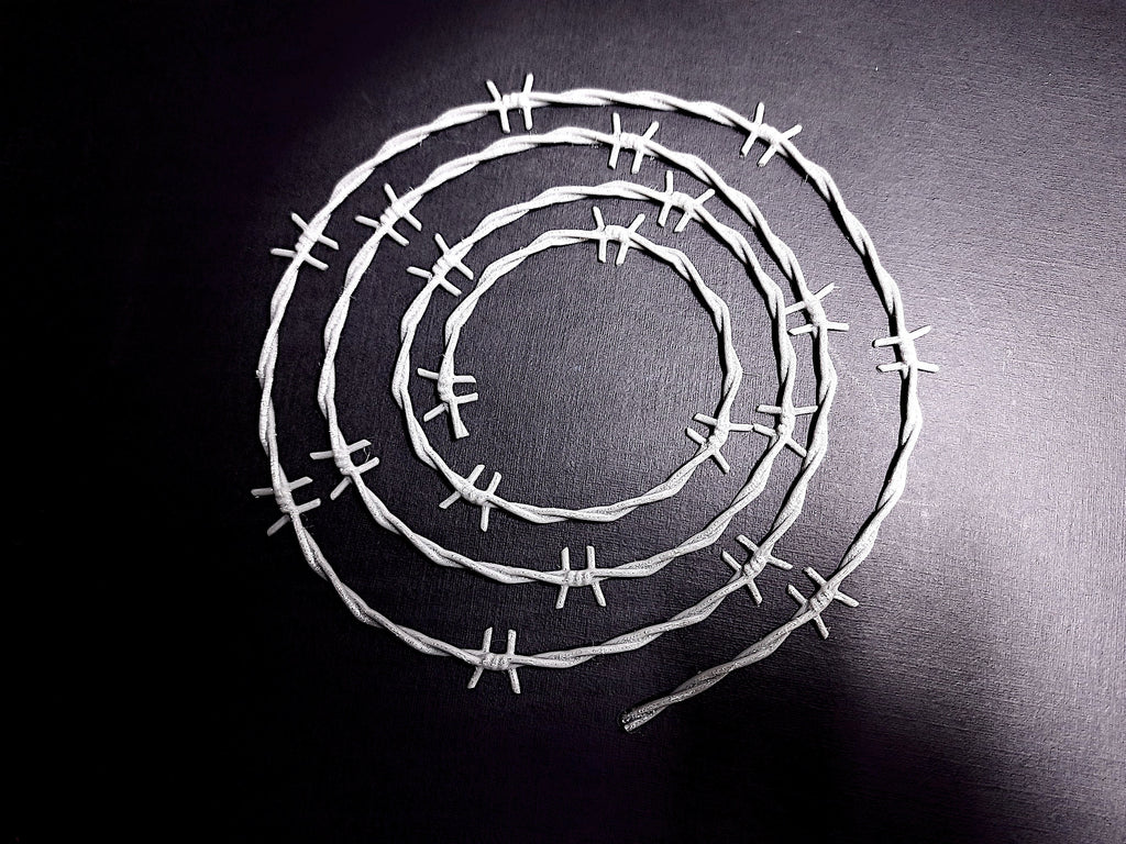 160cm Fake Barbed Wire - Flexible 3D Printed Prop