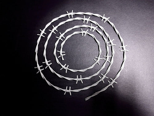 160cm Fake Barbed Wire - Flexible 3D Printed Prop