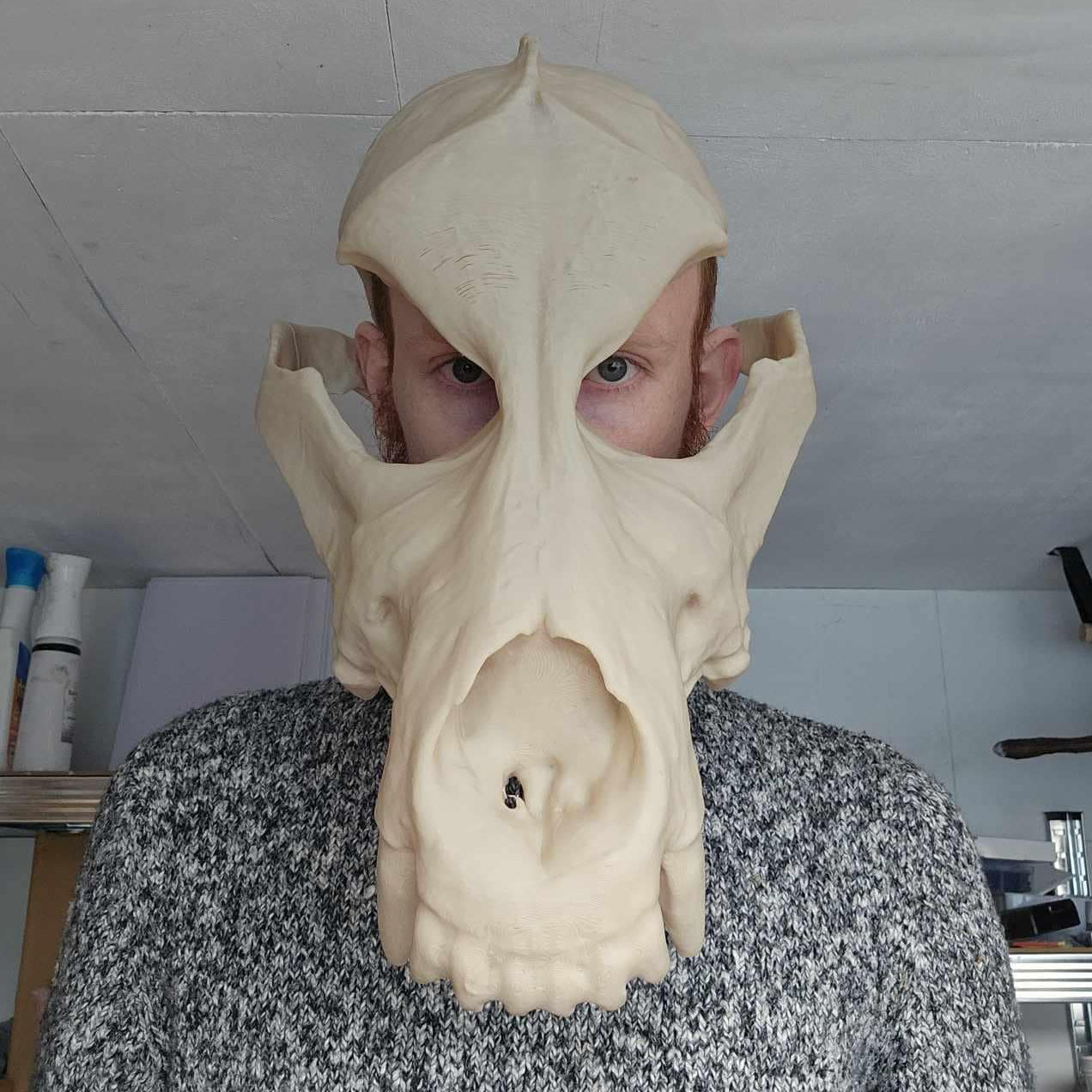Wearable Wolf Skull Mask - Lightweight & Accurate - Moving Jaw