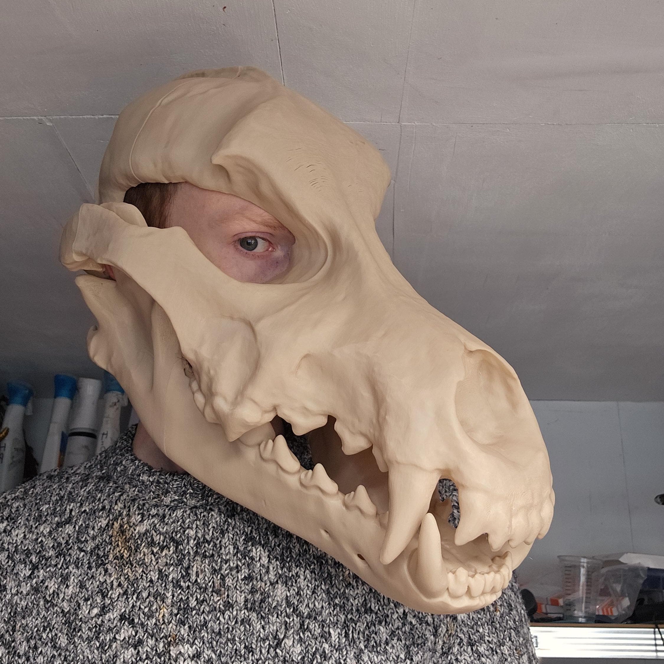 Wearable Wolf Skull Mask - Lightweight & Accurate - Moving Jaw