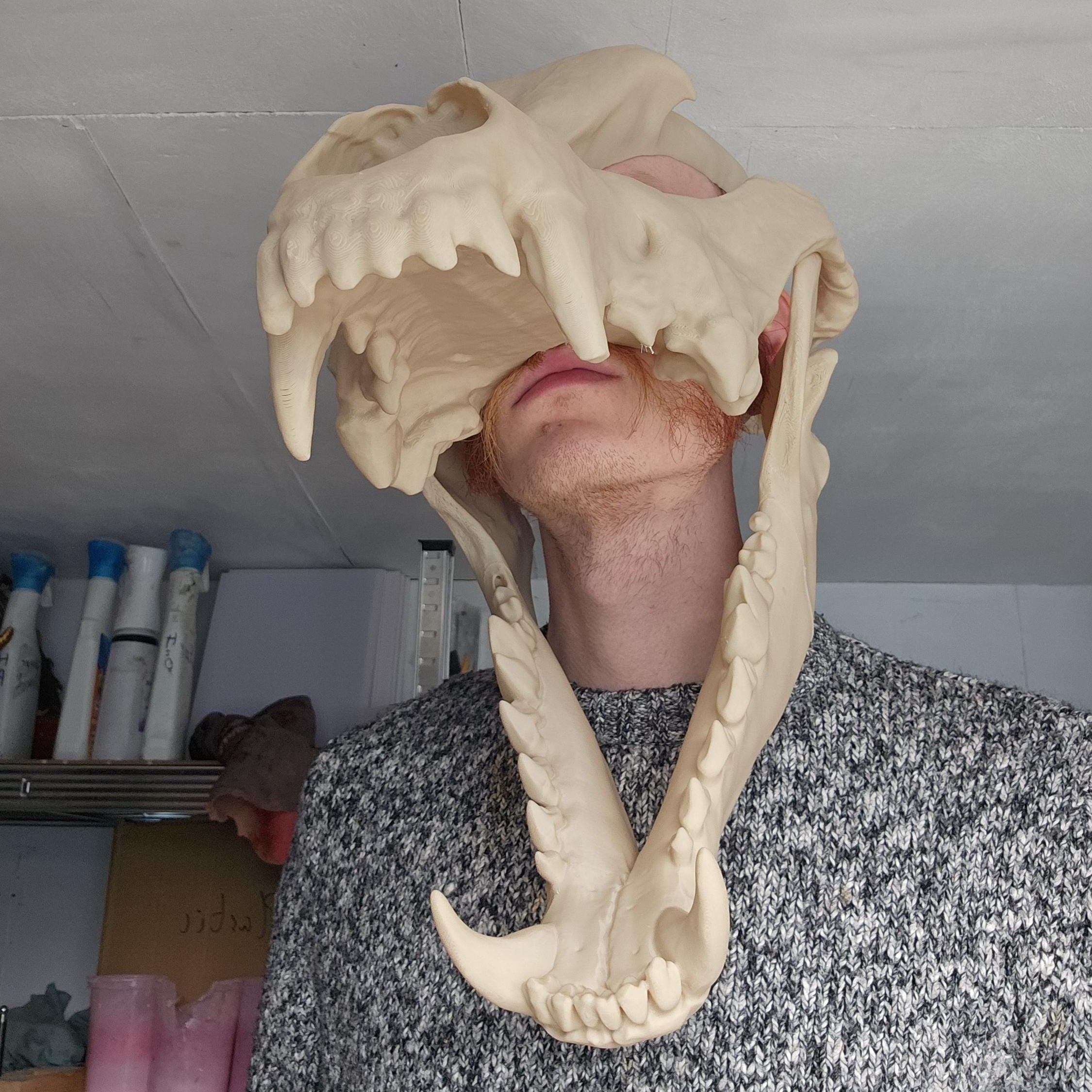 Wearable Wolf Skull Mask - Lightweight & Accurate - Moving Jaw