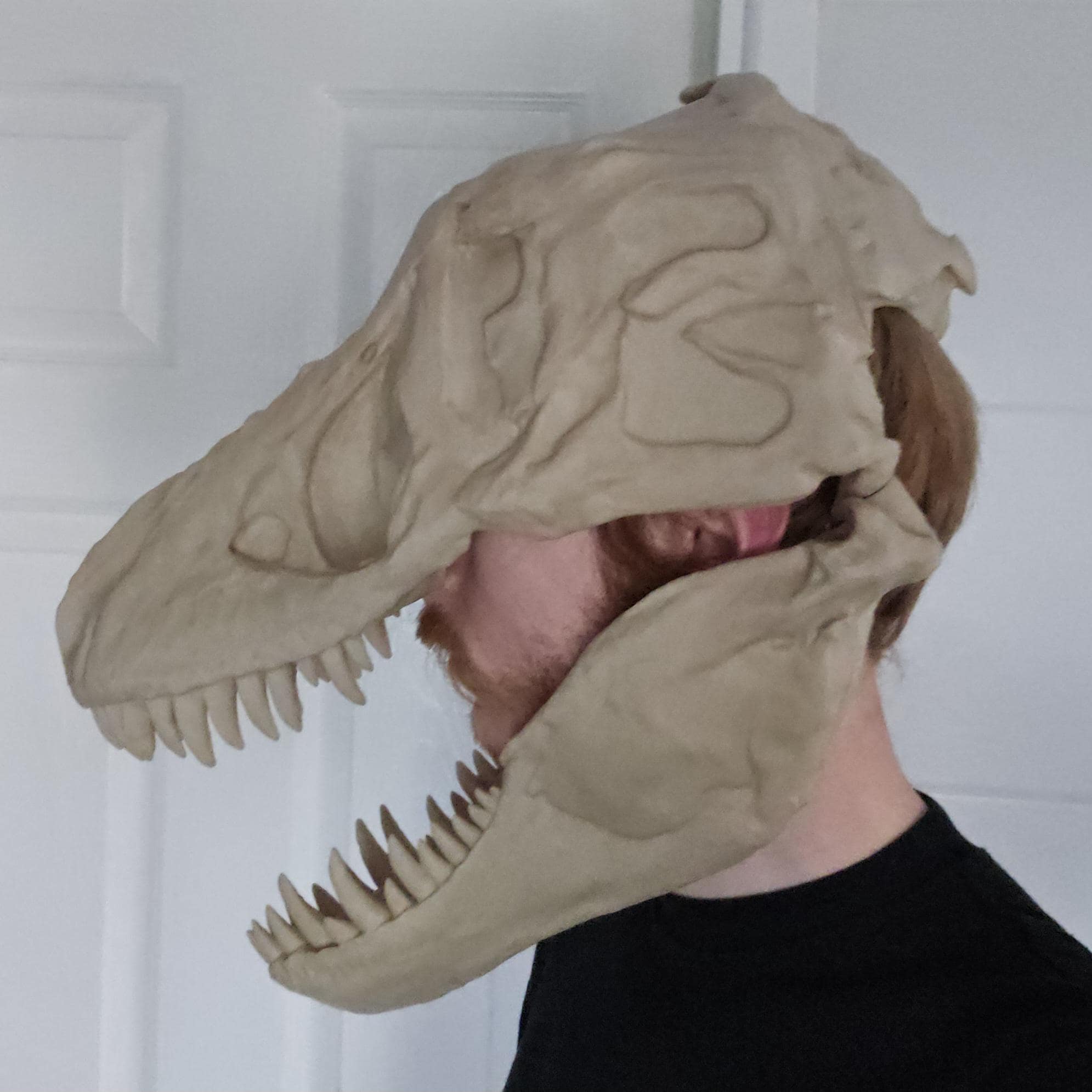 Wearable T-Rex Skull Mask - Lightweight & Accurate - Moving Jaw